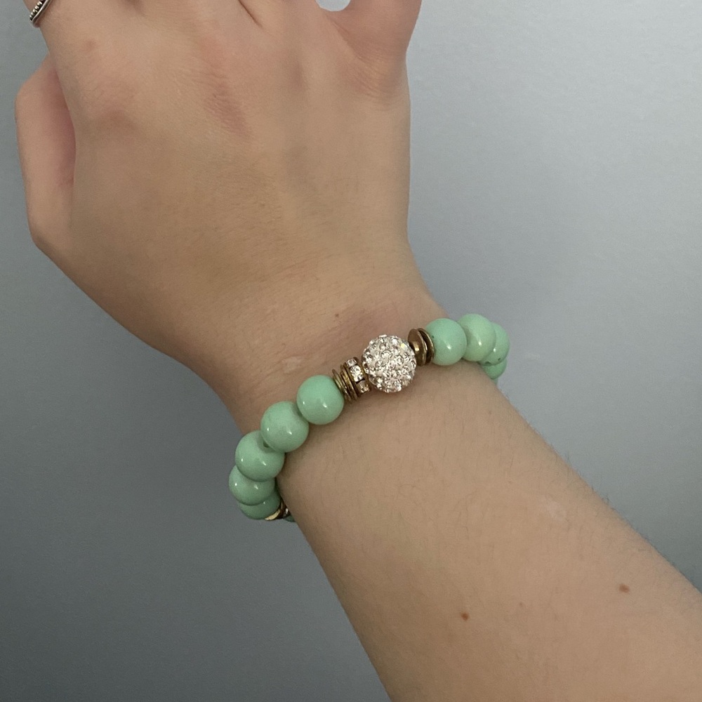 francesca’s beaded bracelet, excellent condition